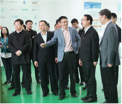 市長(zhǎng)、書記親臨南方IT學(xué)院，送上特禮關(guān)懷與鼓勵(lì)